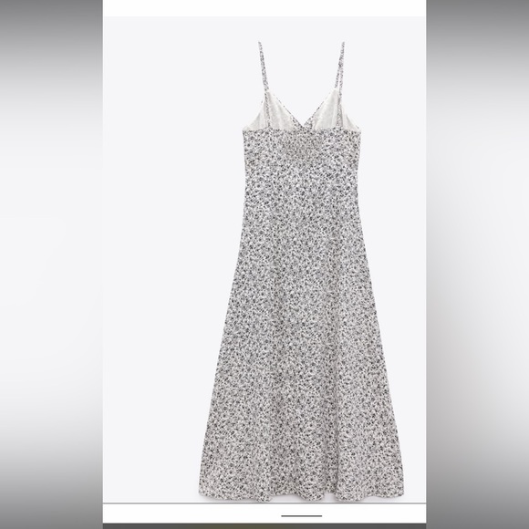 Zara button v-neck midi dress - Picture 4 of 10